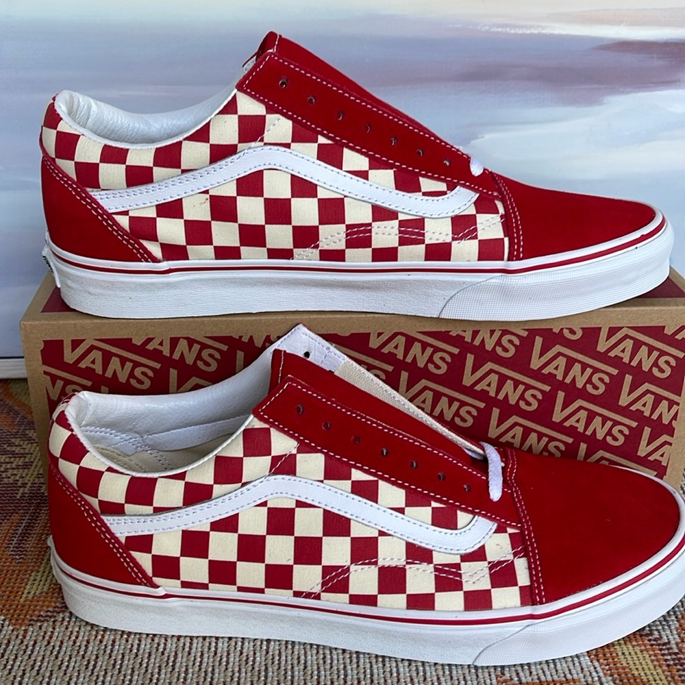 Vans • Men’s Old Skool
(Primary Check) Rng Rd/W
VN0A38G1P0T
Sneakers